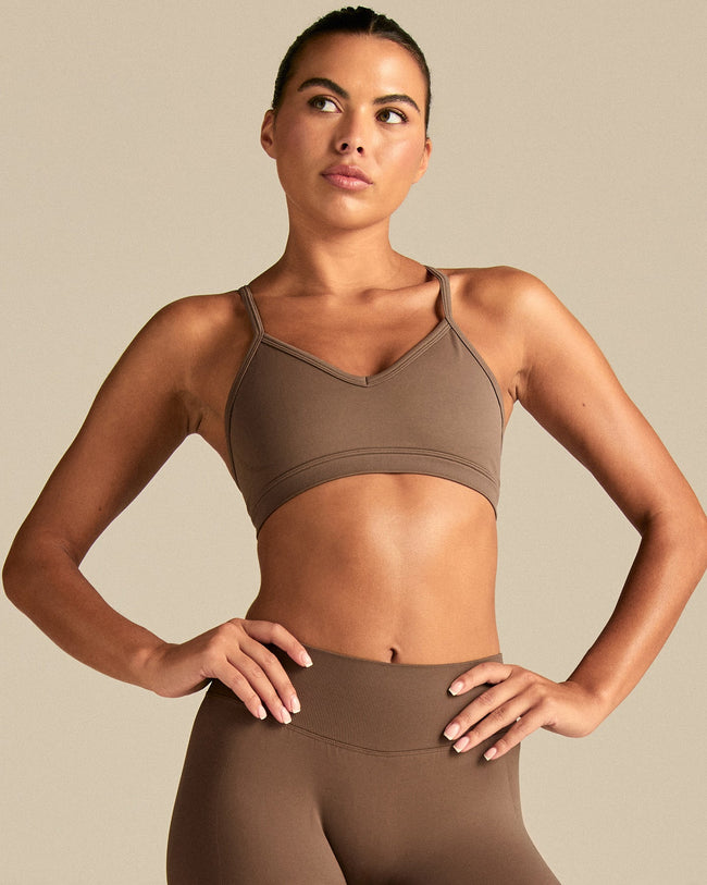 Emphasize V-Neck Bra | Milk Chocolate