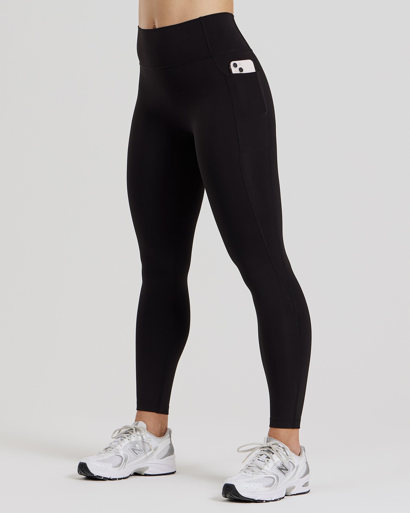 Essential Leggings with Pockets | Black