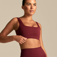 Power Scoop Back Bra | Oxford Red