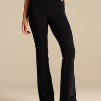 Essential Flared Leggings | Black