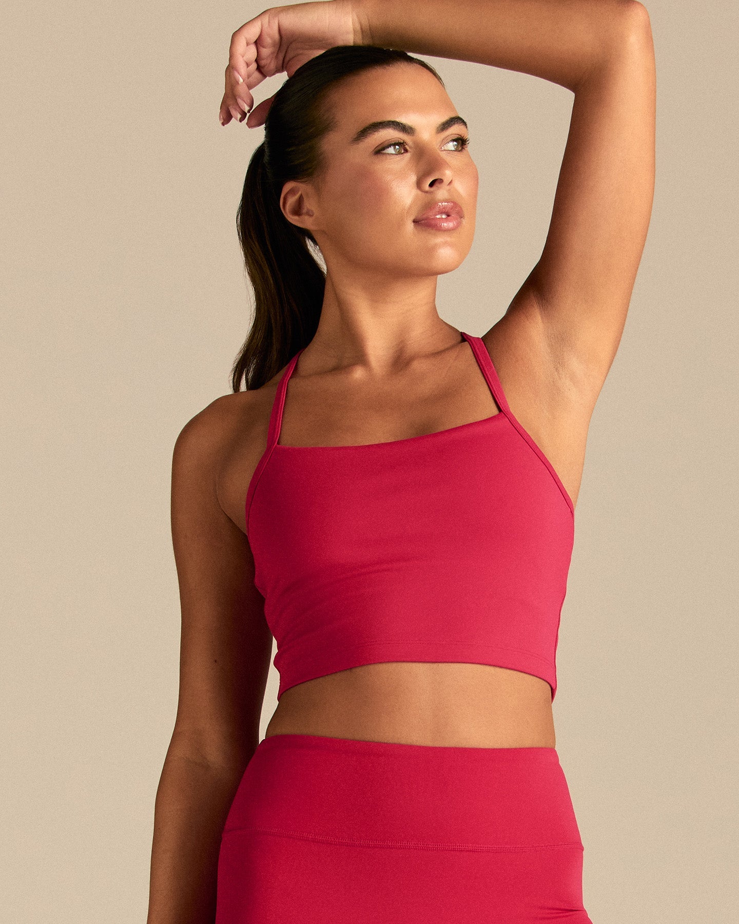 Essential Built-In Bra Crop Tank Top | Strawberry Kiss