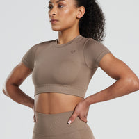 Motion Seamless Short Sleeve Crop Top | Caribou