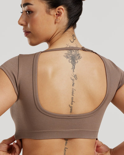 Motion Seamless Open Back Short Sleeve Crop Top | Caribou