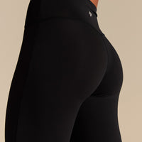 Essential Flared Leggings | Black