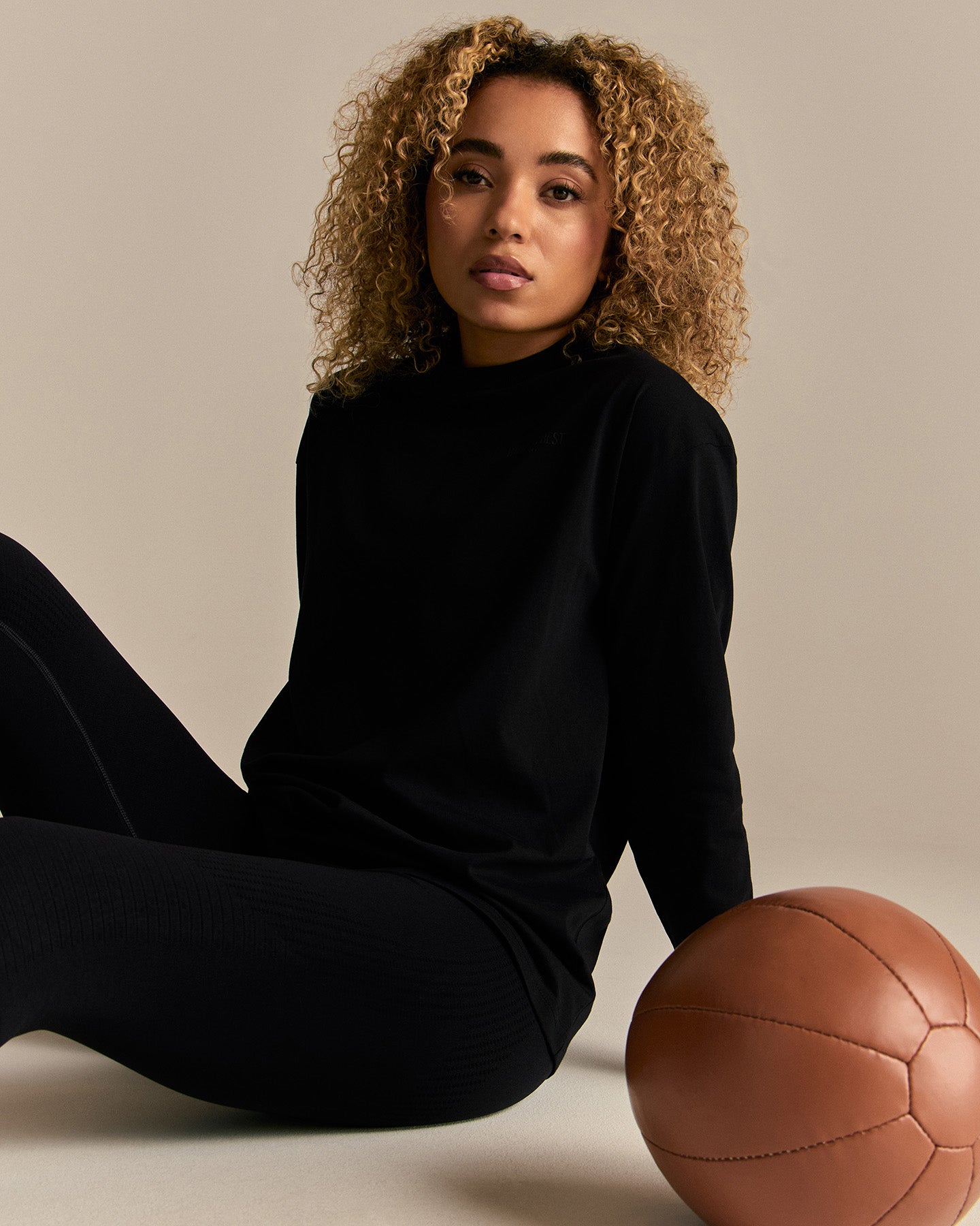 Comfort WB Logo Oversized Long Sleeve T-Shirt | Black