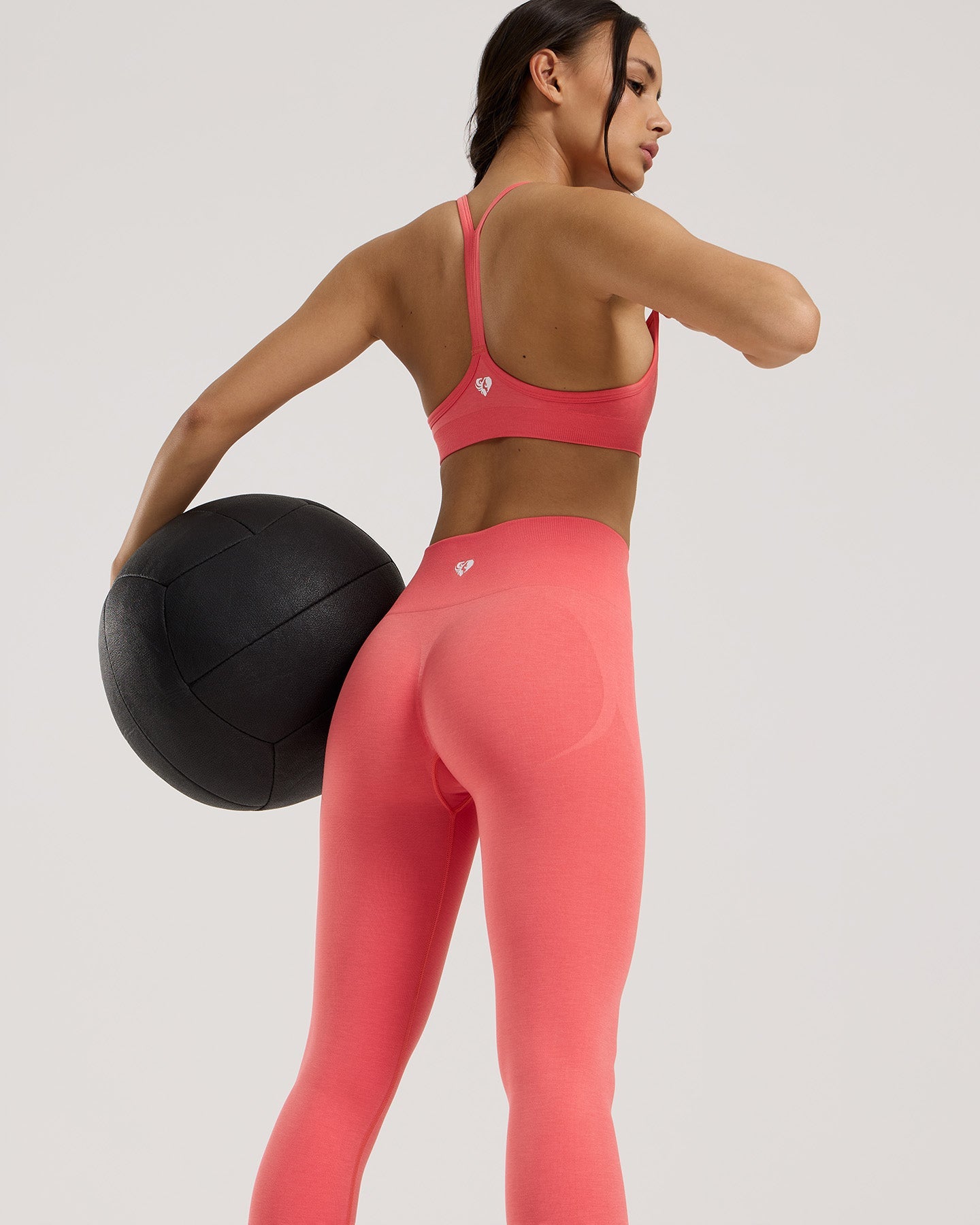 Define 2.0 Seamless Racer Back Bra | Sunlit Coral