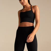 Essential Built-In Bra Crop Tank Top | Black