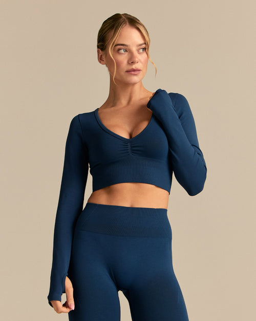 Define 2.0 Long Sleeve Scrunch Crop Top | True Navy