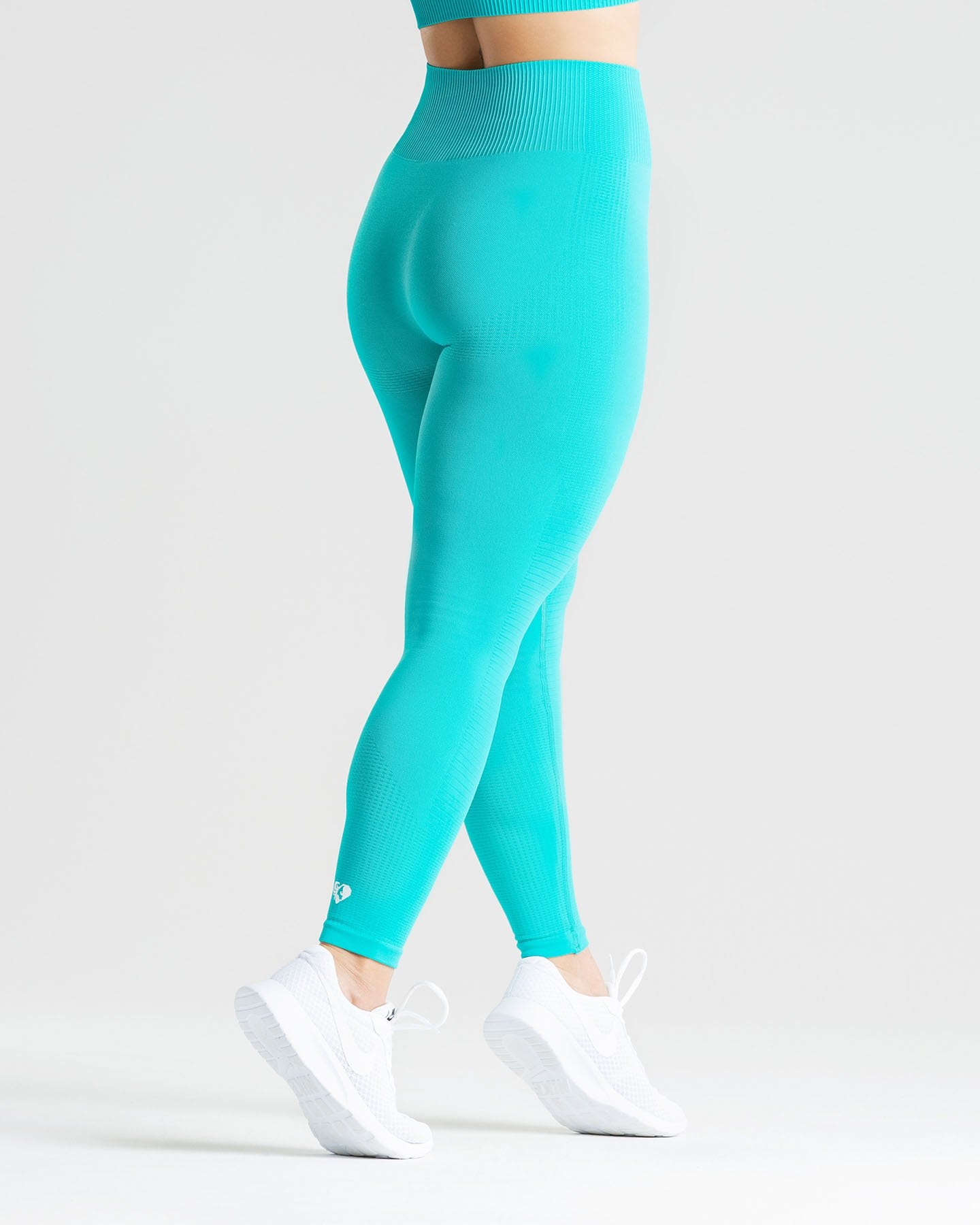 Aqua Nike Womens Athletic Shorts Star Leggings Size Small Lot 3 - Shop  Linda's Stuff